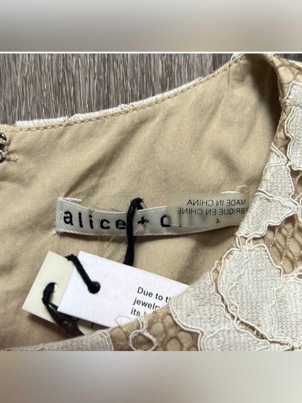 Alice + Olivia Ivory Lace Sleeveless Mini Dress Size 4 Clyde Delicate Feminine - Picture 6 of 6